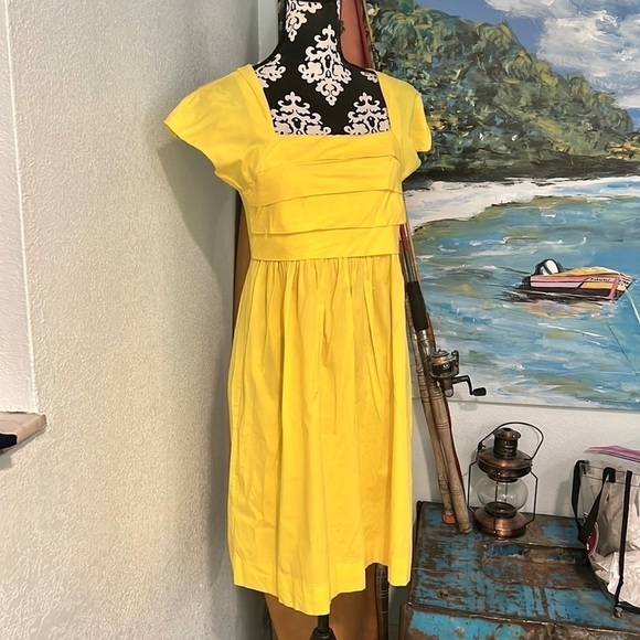 💛Shabby Apple,Vibrant Yellow Dress, Layered Upper, Slimming Bottom, Size S💛 - Picture 1 of 10